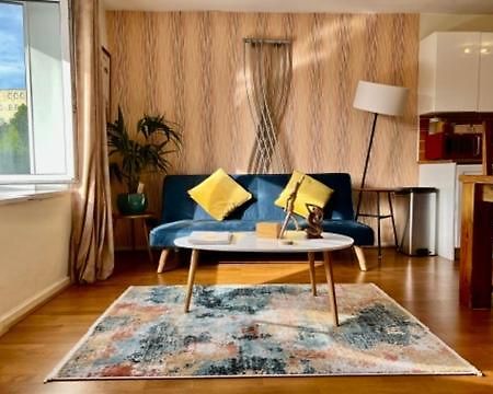 Great 2 Bedrooms Apartment 15 Mins From The Centre Лондон Екстер'єр фото