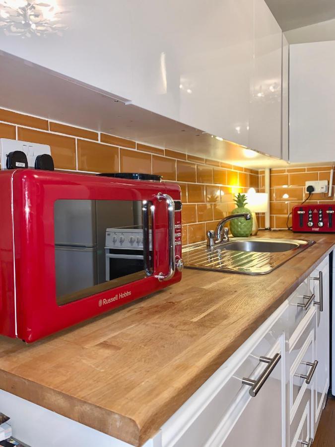 Great 2 Bedrooms Apartment 15 Mins From The Centre Лондон Екстер'єр фото